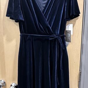 Vince Camuto Midnight Blue Velvet Midi Dress